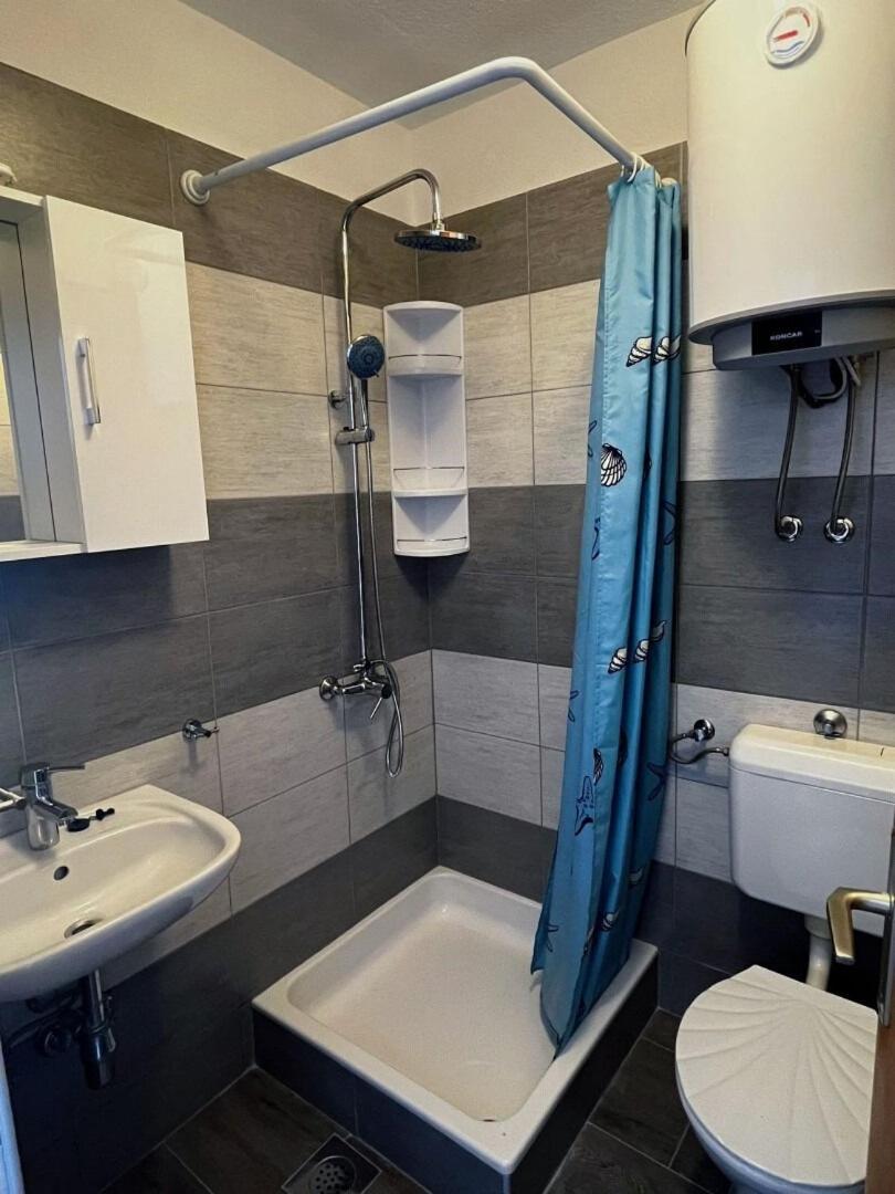 Apartment Dalibor Lukovo Sugarje Ngoại thất bức ảnh