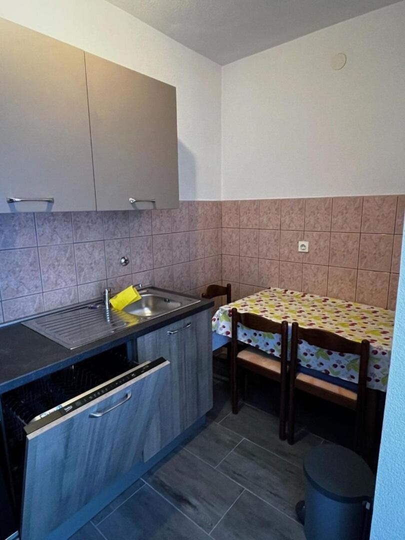 Apartment Dalibor Lukovo Sugarje Ngoại thất bức ảnh
